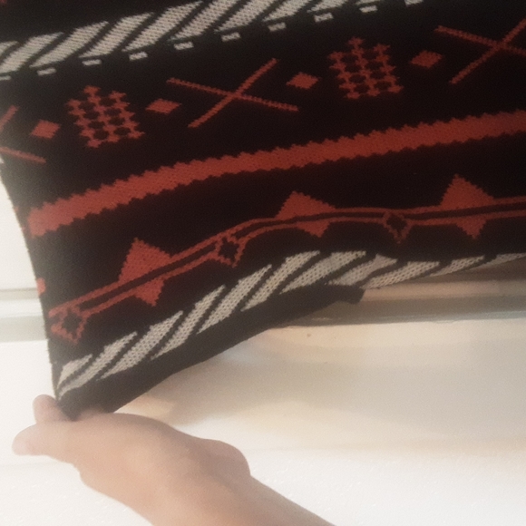 West 36th Aztec Pattern Poncho Sz S/M - Picture 3 of 5